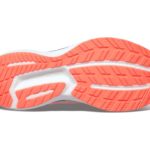 TRIUMPH 19 <BR> SAUCONY